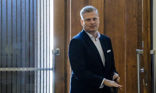 Turek: Politici by neměli odstupovat kvůli přestupkům. Hysterická média by se měla omluvit