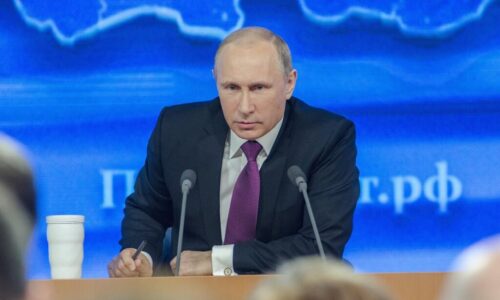Putin: Nepřátelé, kteří nedokážou porazit Rusko na bojišti, se uchylují k „otevřenému terorismu“