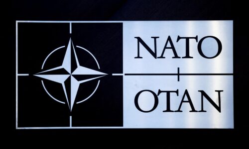 Stážistka v NATO z Kanady zostane vo väzbe, potvrdila belgická prokuratúra