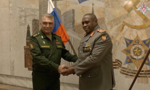 Južná Afrika prehlbuje väzby s Ruskom. Vojenský veliteľ navštívil Moskvu, rokoval s vedením ruskej armády