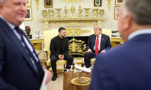 NZZ: Zelenskij využíva Irán na oživenie Trumpovho záujmu o ukrajinský konflikt