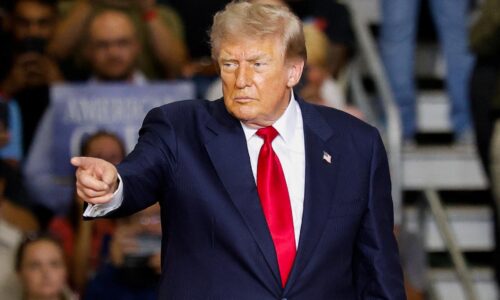 Trump ohlásil prelomovú dohodu pre Gazu. Izrael je s dohodou o odzbrojení Hamasu veľmi spokojný, tvrdí