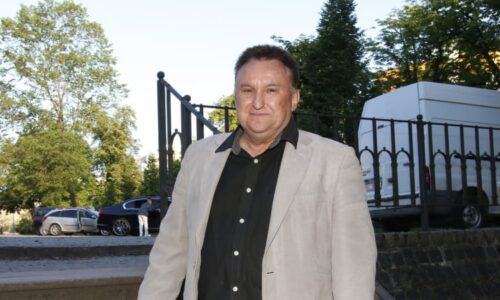 Herec Sypal: Evropa se řítí do záhuby. To, co se dnes děje ve Francii či Německu dorazí k nám
