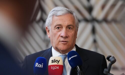 Opatrenia sú nevyhnutné, vyhlásil šéf talianskej diplomacie po uzavretí schengenského priestoru pre Španielsko