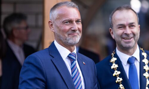 Raši: Návrh k referendu o predčasných voľbách predloží Hlas v septembri