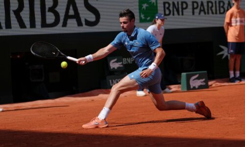 ATP Los Cabos: Životný úspech! Mladý Francúz vo finále zaskočil favorita a teší sa z prvej trofeje