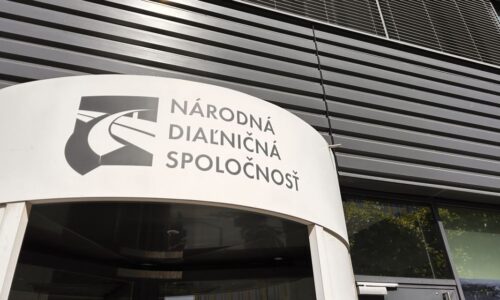 Rýchlostné komunikácie potrebujeme, výstavba však trvá desaťročia