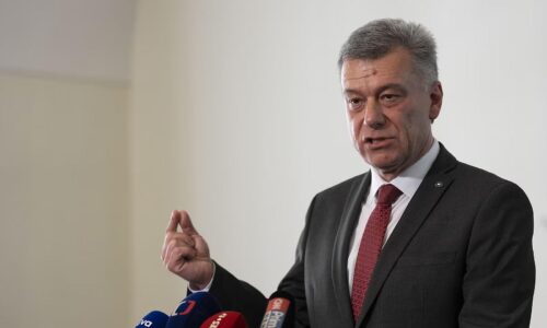 Bitcoinová kauza dospela k obžalobe, českému exministrovi navrhli šesť a pol roka väzenia