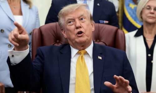 Trump tvrdí, že Irán má poslednú šancu uzavrieť dohodu a zabrániť tak eskalácii