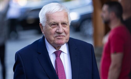 Václav Klaus: Právo na dôstojný život je extrémistická úchylka. Ste diktátor, povedal moderátorke (+ video)