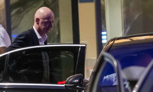 Ospravedlnenie FIFA nestačí a Infantino „stratil dôveru“. UEFA naďalej hrozí bojkotom turnajov