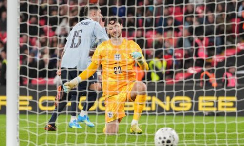 Spravili z neho jedného z najdrahších brankárov sveta. Leeds šokoval na prestupovom trhu