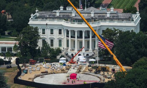 Vážny neúspech pre Trumpa. Odvolací súd nariadil zastaviť stavbu tanečnej sály v Bielom dome