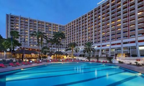 Hral aj s Jágrom, teraz niekdajší český hokejista riadi najväčší hotel v Afrike