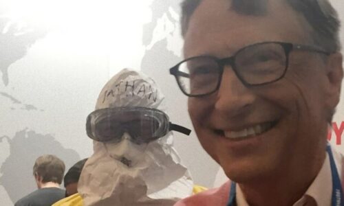 Bill Gates financoval bioteroristy, kteří pomocí umělé inteligence vytvářejí „mimořádně smrtící“ viry, které v přírodě neexistují