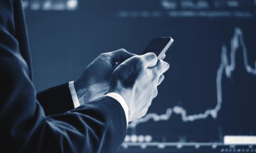 Kam investovať 5 000, 10 000, 20 000 či 100 000 eur? Odborníci radia, čo s úsporami