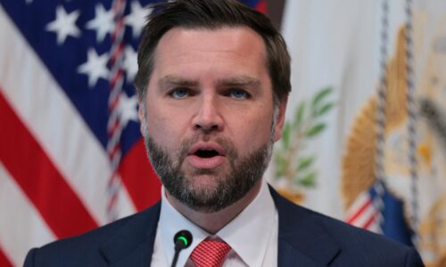Vance požiadal Zelenského, aby zastavil útoky na infraštruktúru ropovodu na juhu Ruska