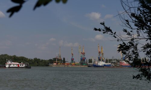 Rusko zaútočilo na ukrajinský prístav Izmajil pri hraniciach s Rumunskom. Obete nehlásia