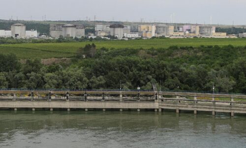 Nízky Dunaj komplikuje situáciu. Rumunsko odstavuje druhý blok jadrovej elektrárne