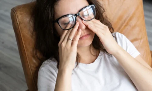 Keď únava, mravčenie a výpadky pamäti neustupujú: telu môže chýbať vitamín, bez ktorého trpia krv aj nervy
