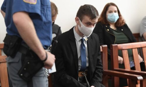 Mladý makléř u Botiče zasadil bezdomovci za oslovení 19 ran nožem. U soudu přišel velký obrat